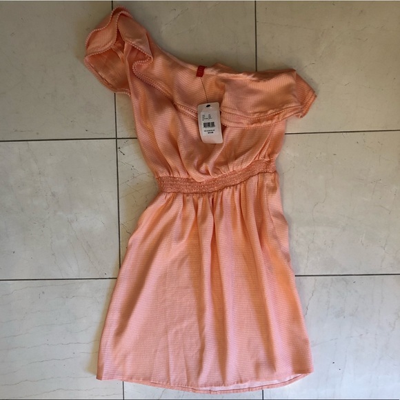 Womens’ Chelsea&Violet Peach One Shoulder Dress - Picture 4 of 4